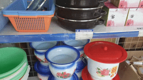 百年老店里的海派記憶 搪瓷臉盆、搓衣板與消失的日常